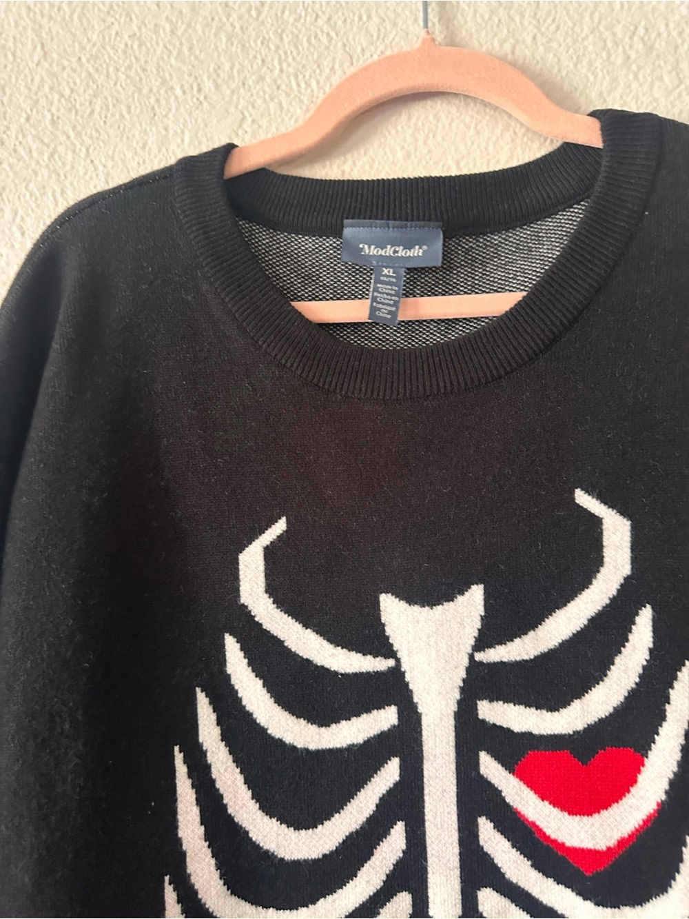 Modcloth Skeleton Heart Sweater XL EUC - Picture 2 of 6